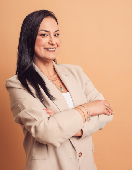 Márcia Cunha - Cirurguã Dentista